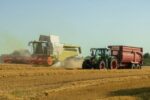 Кабмін спростив правила для водіїв сільгосптехніки