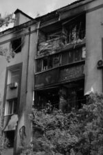 Нічні удари по Київщині: пожежа на підприємстві та пошкодження будинків