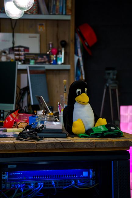 Qualcomm запускає ранню версію Linux для ноутбуків на Snapdragon X2 Qualcomm запускає ранню версію Linux для ноутбуків на Snapdragon X2