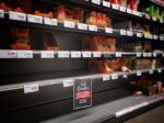 В Олешках відсутність продуктів призвела до крайніх заходів