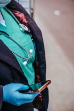GE HealthCare підвищила дивіденди на 14% до 4 центів на акцію