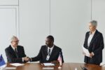 Зеленський анонсує тристоронні переговори з США та Росією