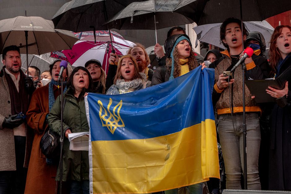 Зеленський: Готуємо відповіді на російську ескалацію Зеленський: Готуємо відповіді на російську ескалацію