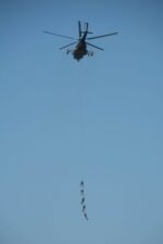 Єврокомісар закликав до військової реакції НАТО на російський удар по заводах в ЄС