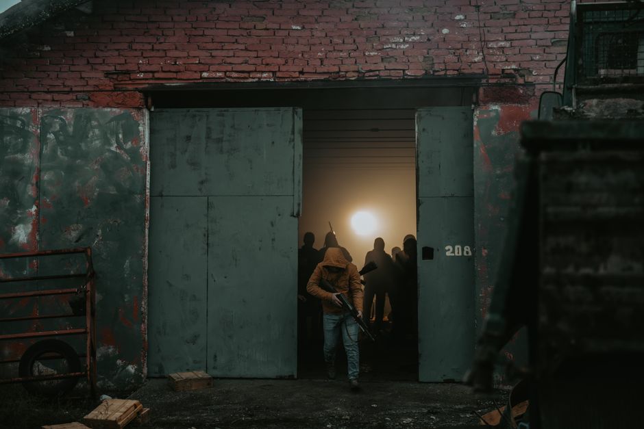 У Запоріжжі внаслідок удару по складу загинув чоловік У Запоріжжі внаслідок удару по складу загинув чоловік