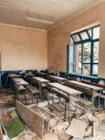 Російська атака на школу в Києві: діти були в укритті