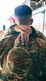 Естонія перекидає війська ближче до кордону з РФ